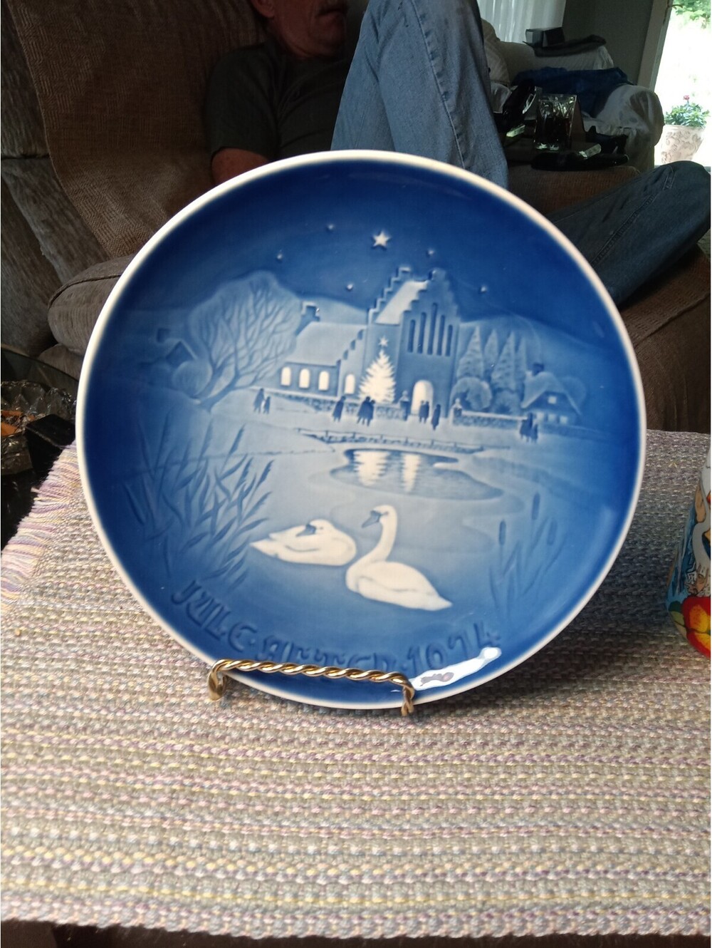 Bing & Grondahl 1974 Jule Aften Christmas Village Plate Blue & White 9074